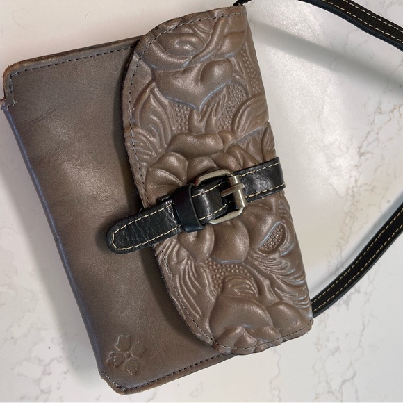 Patricia Nash Floral Embossed Brown Crossbody Bag - Picture 11 of 11